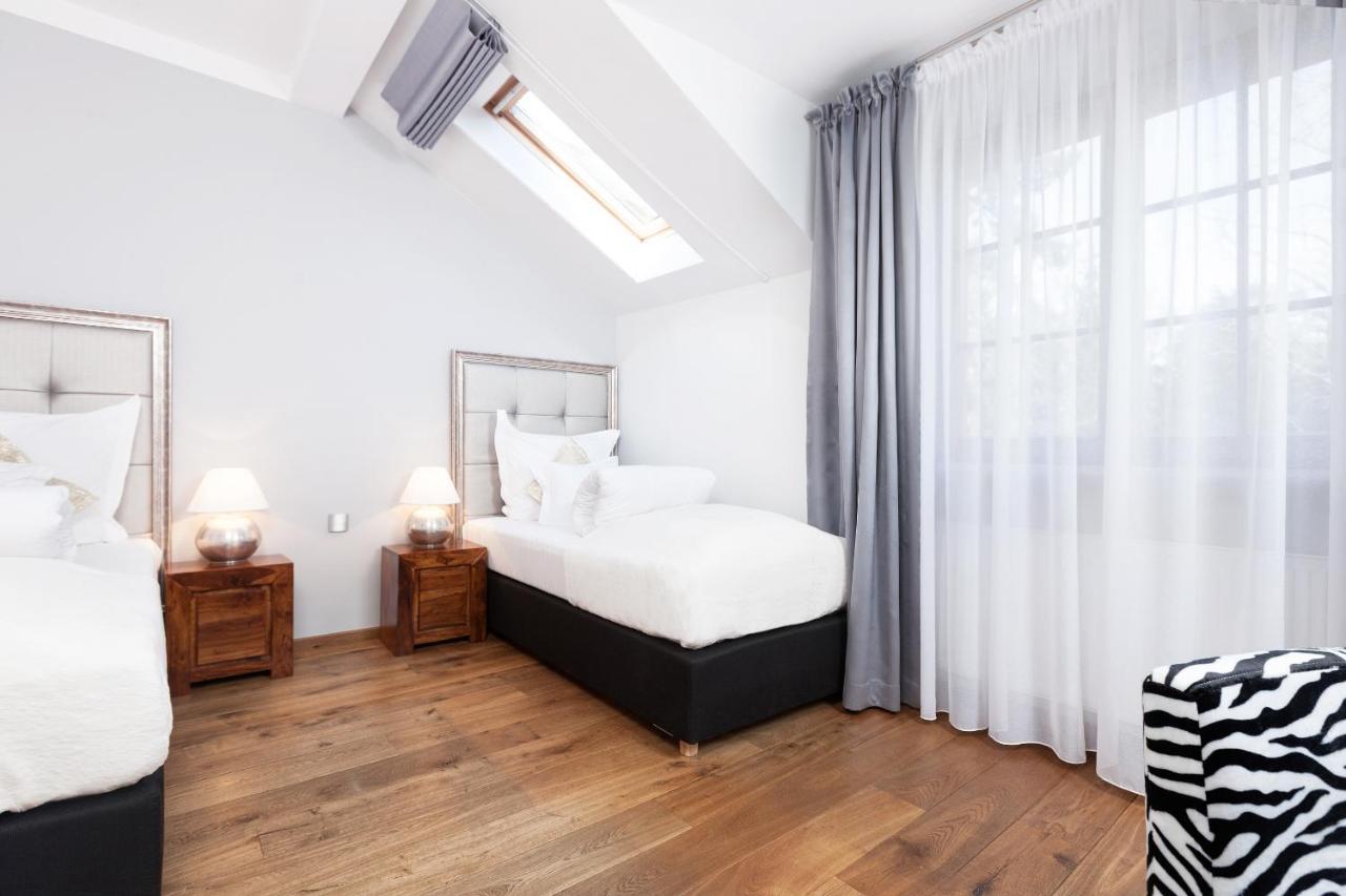 Constantia By Grape Hotel Breslavia Esterno foto